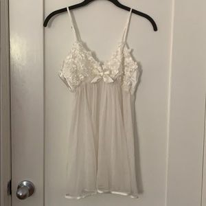 NWOT Flora Nikrooz Wedding White Satin Chemise